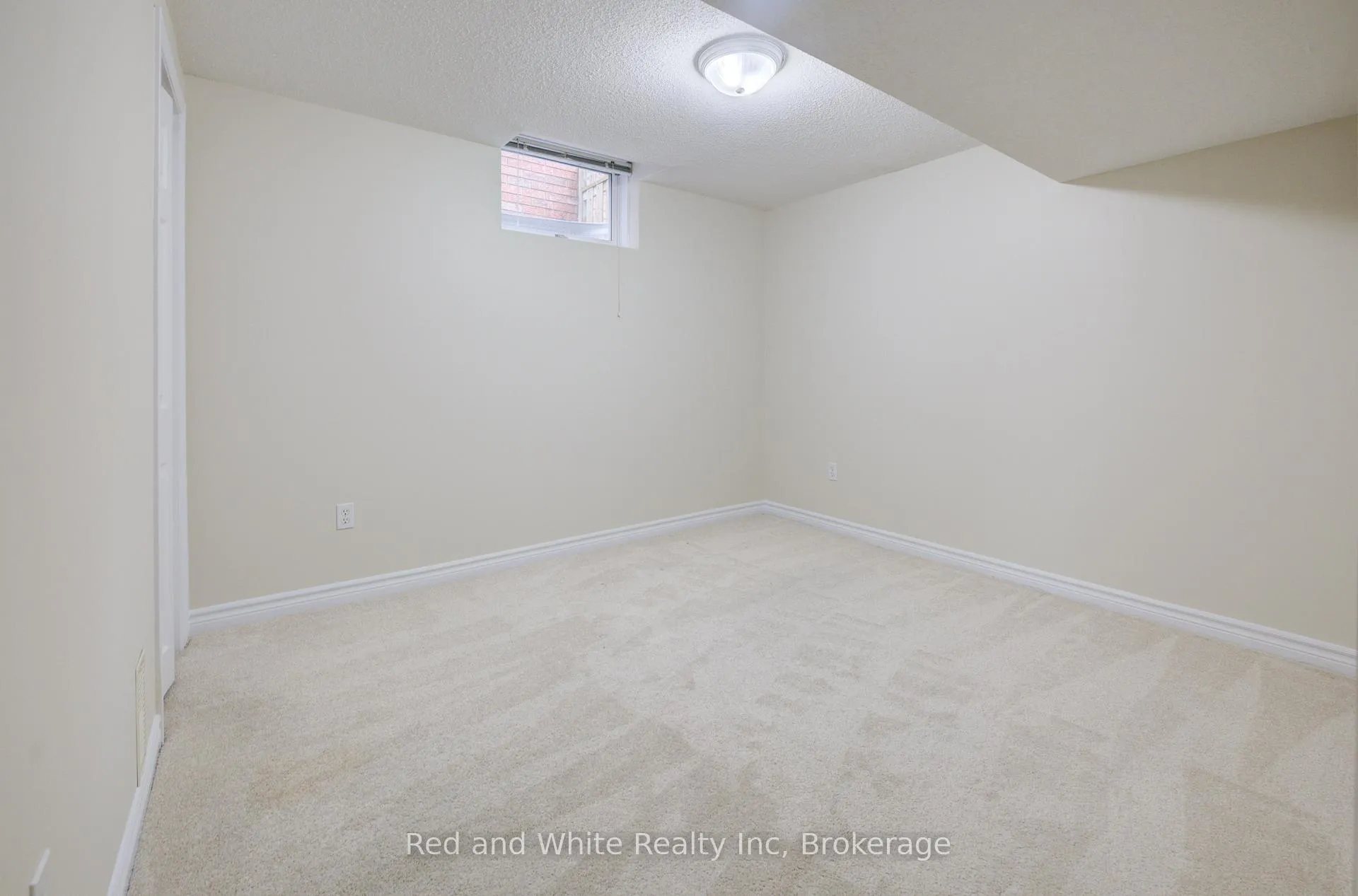 Photo 37 of 1 Ginger Court, Guelph, Kortright West — HOMEH