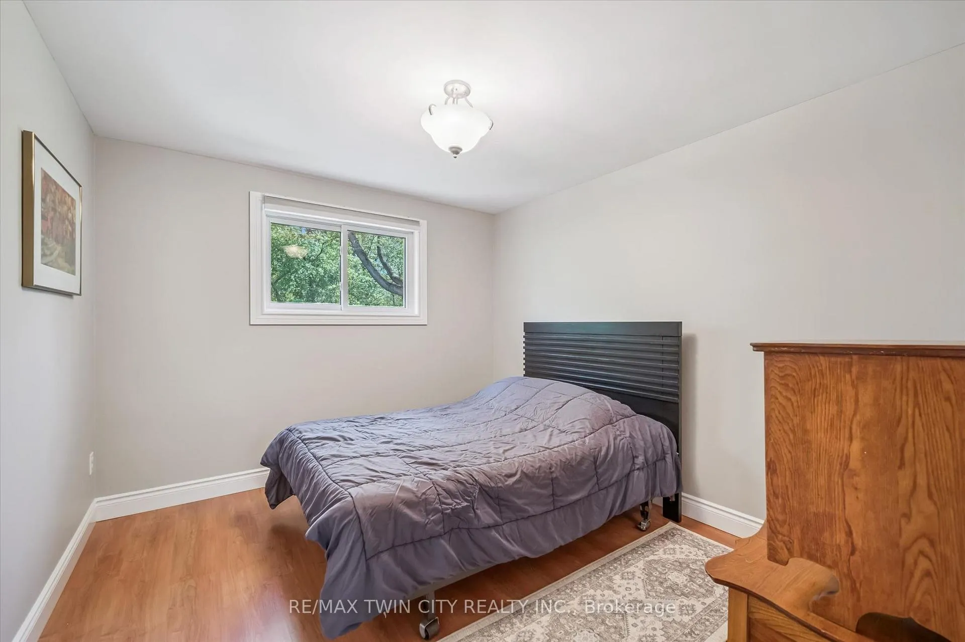 Photo 14 of 70 Peachtree Crescent, Cambridge — HOMEH