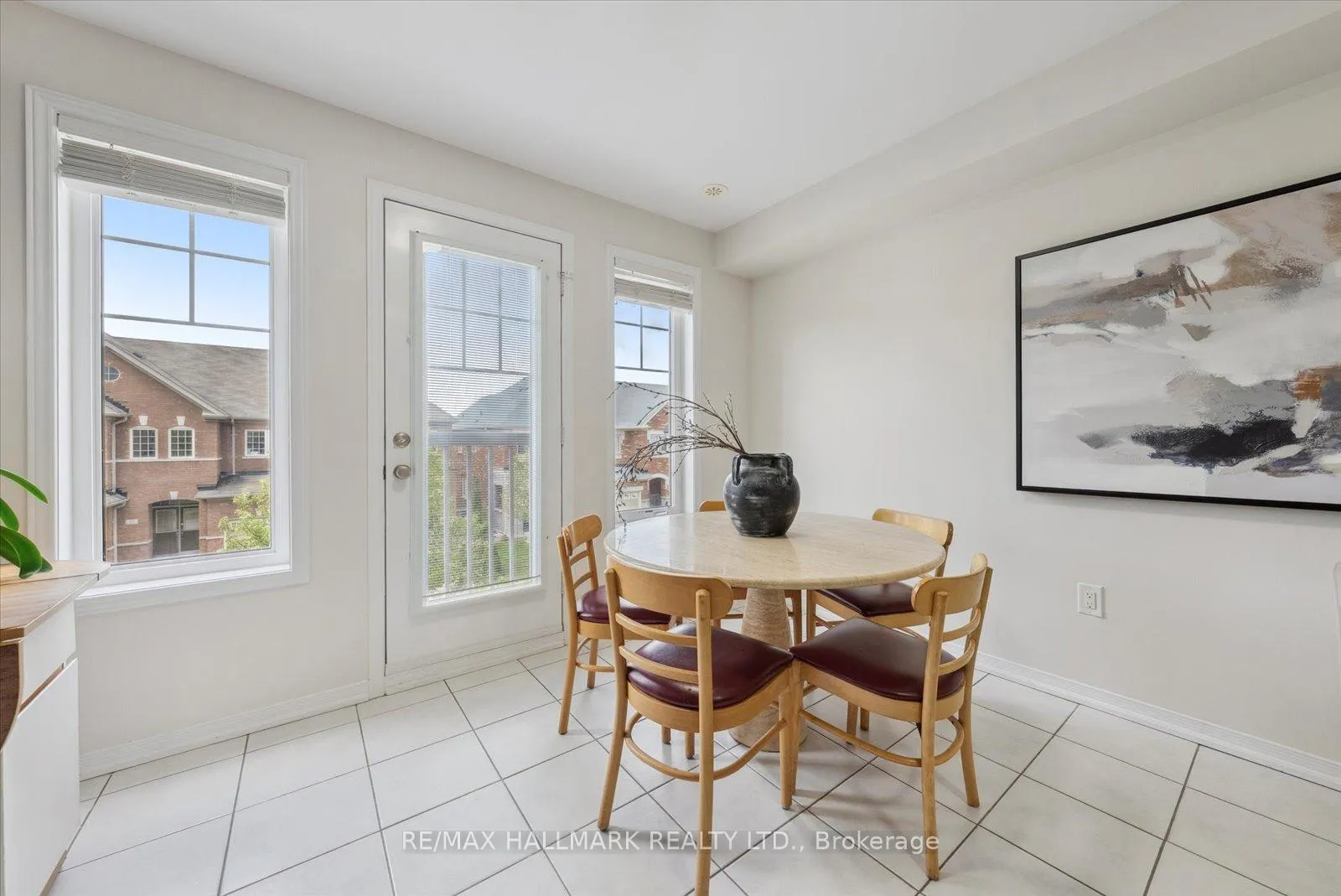 Photo 27 of 17 Valliere Drive, Markham, Berczy — HOMEH