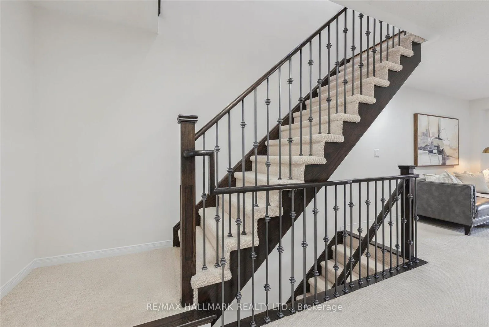 Photo 31 of 17 Valliere Drive, Markham, Berczy — HOMEH