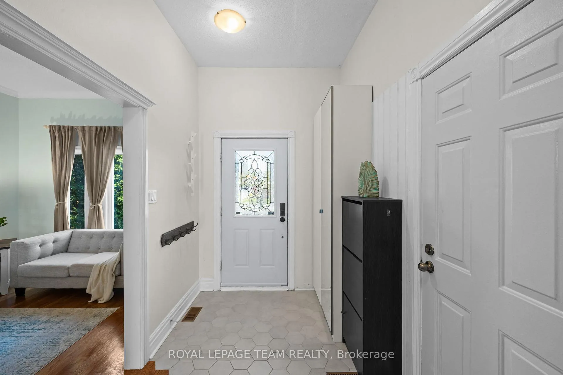 Photo 3 of 14 Greer Street, Ottawa, Stittsville (Central) — HOMEH