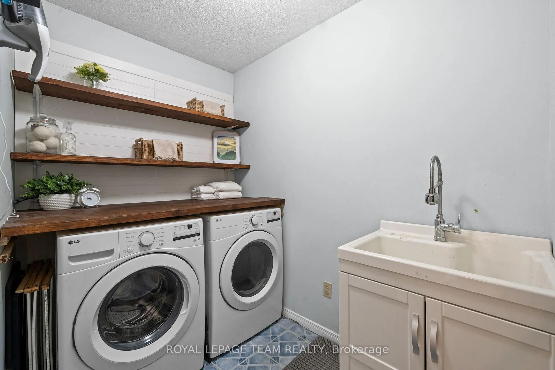 Photo 19 of 14 Greer Street, Ottawa, Stittsville (Central) — HOMEH