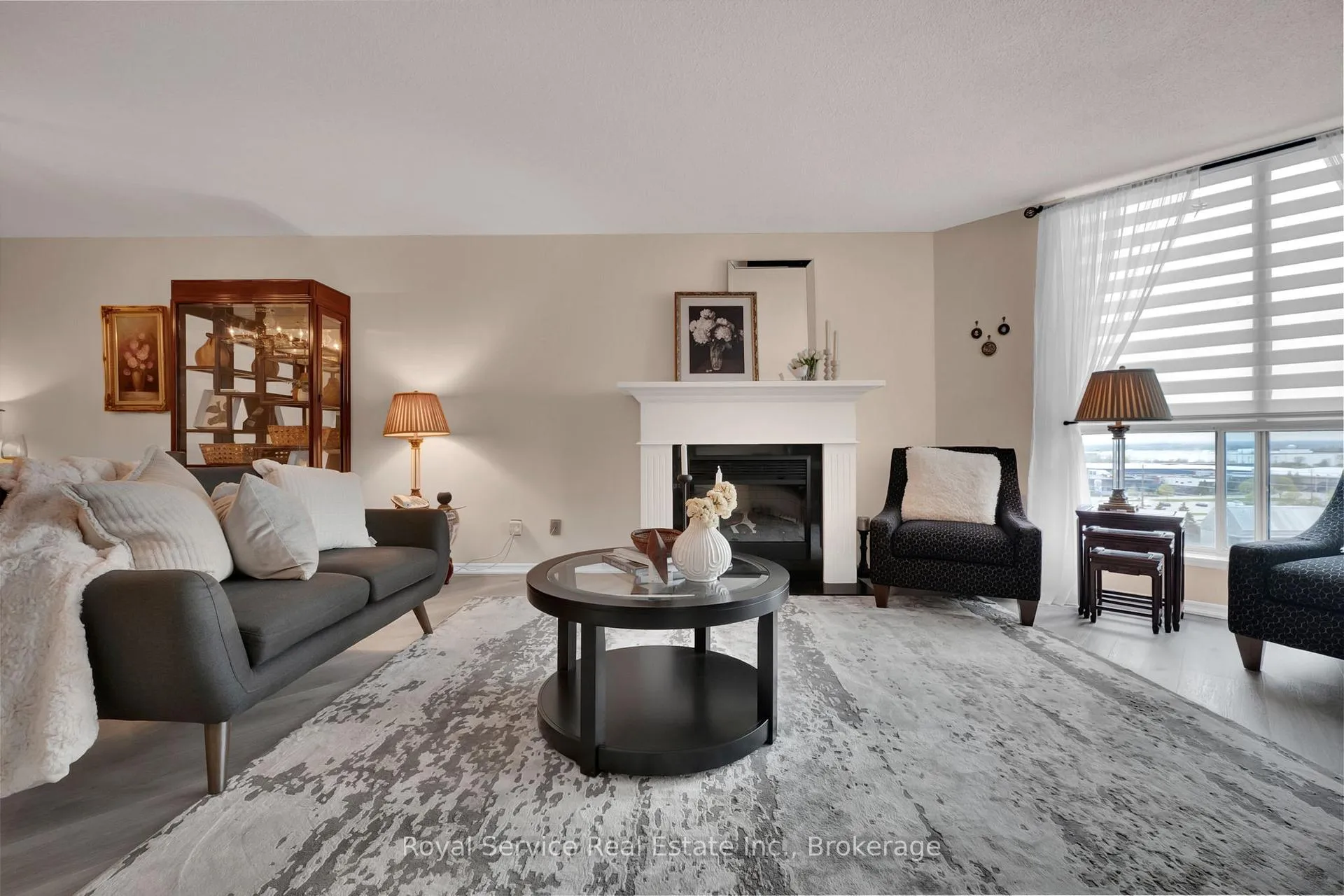 Photo 13 of Unit 910, 360 Watson Street W, Whitby, Port Whitby — HOMEH