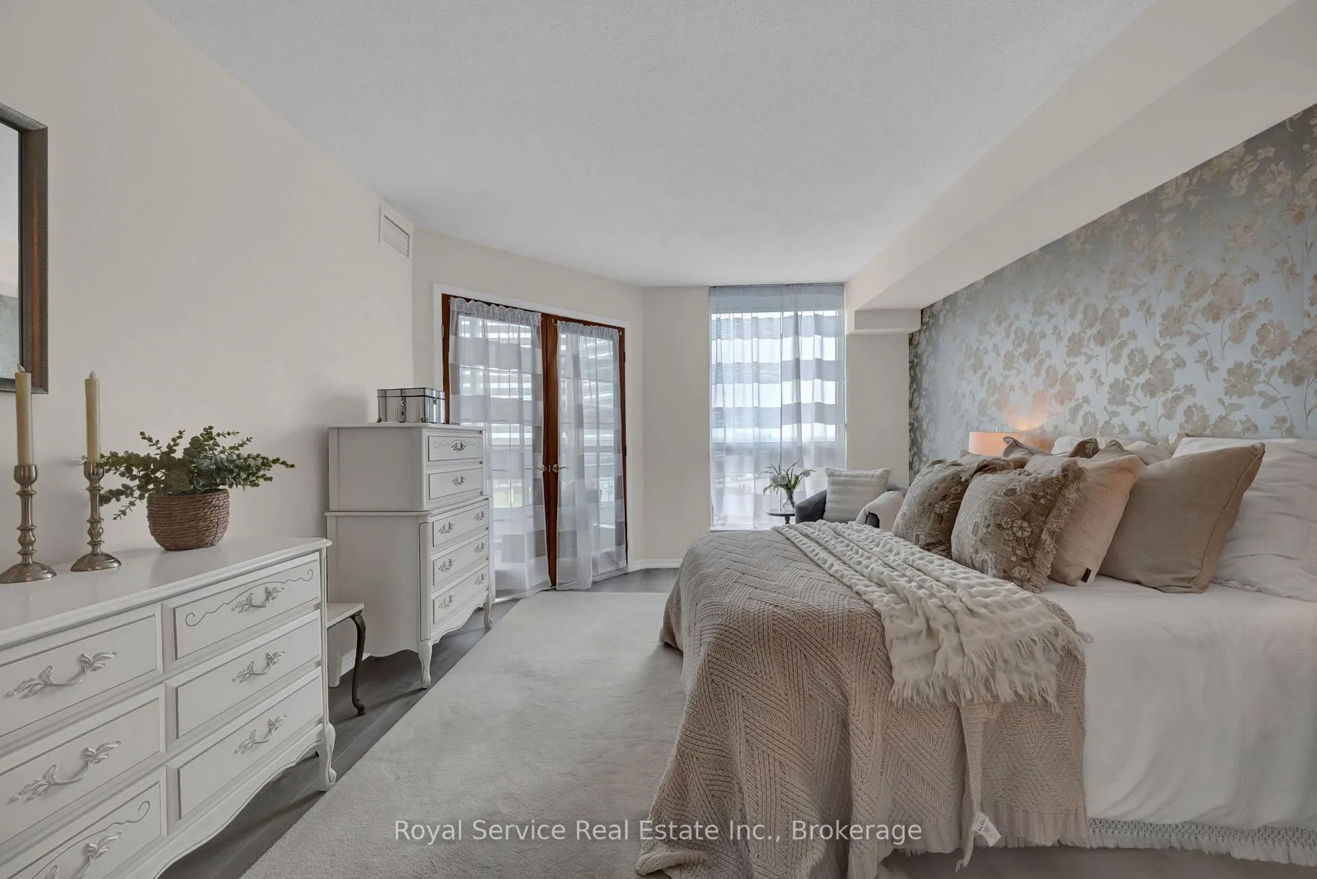 Photo 21 of Unit 910, 360 Watson Street W, Whitby, Port Whitby — HOMEH