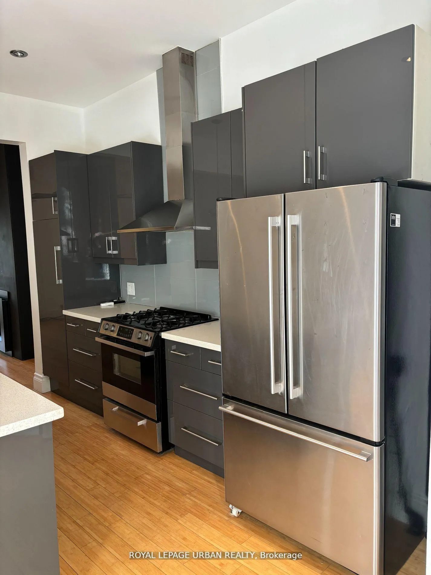 Photo 6 of 323 Ontario Street, Toronto, Moss Park — HOMEH