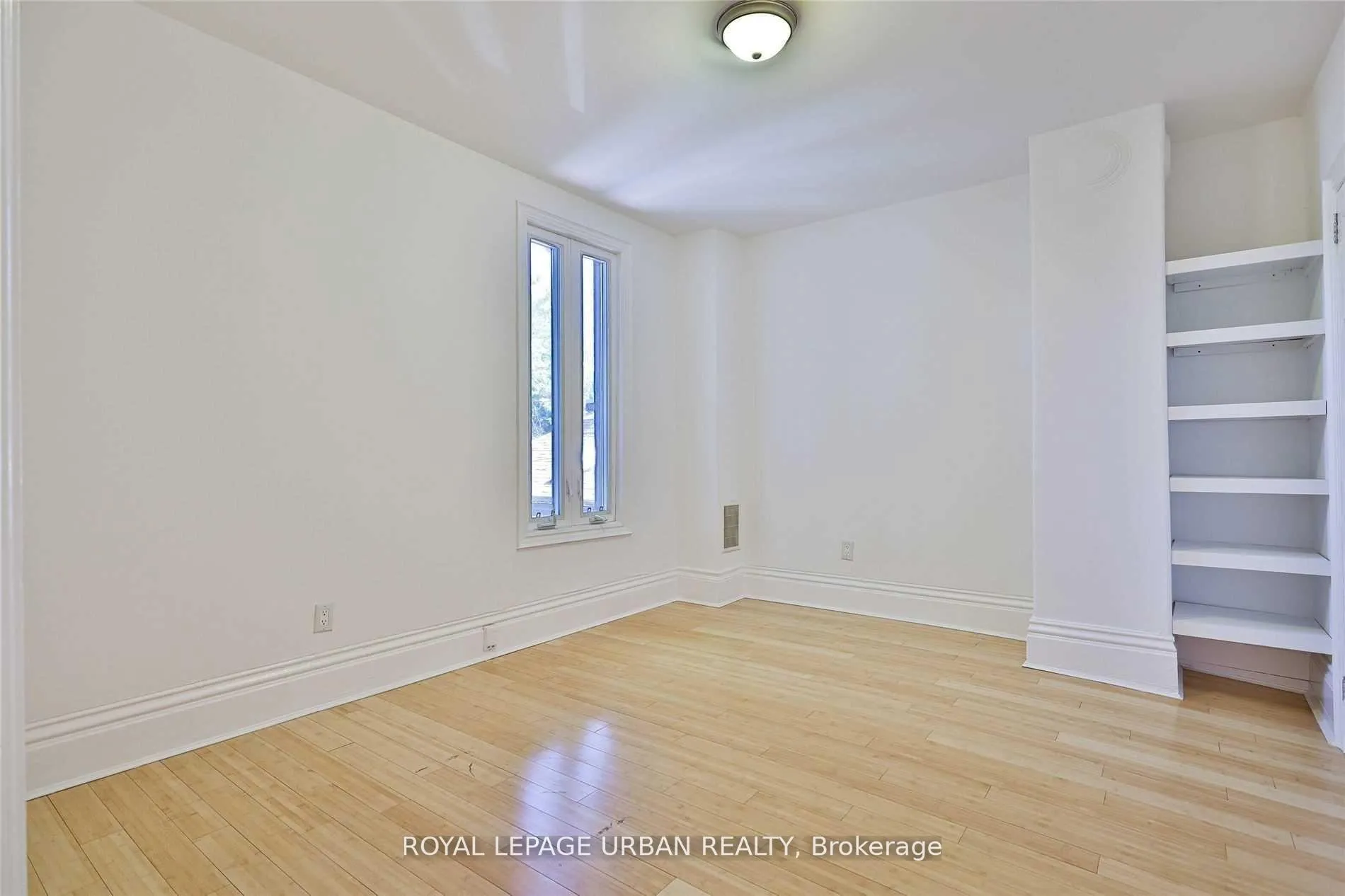 Photo 9 of 323 Ontario Street, Toronto, Moss Park — HOMEH