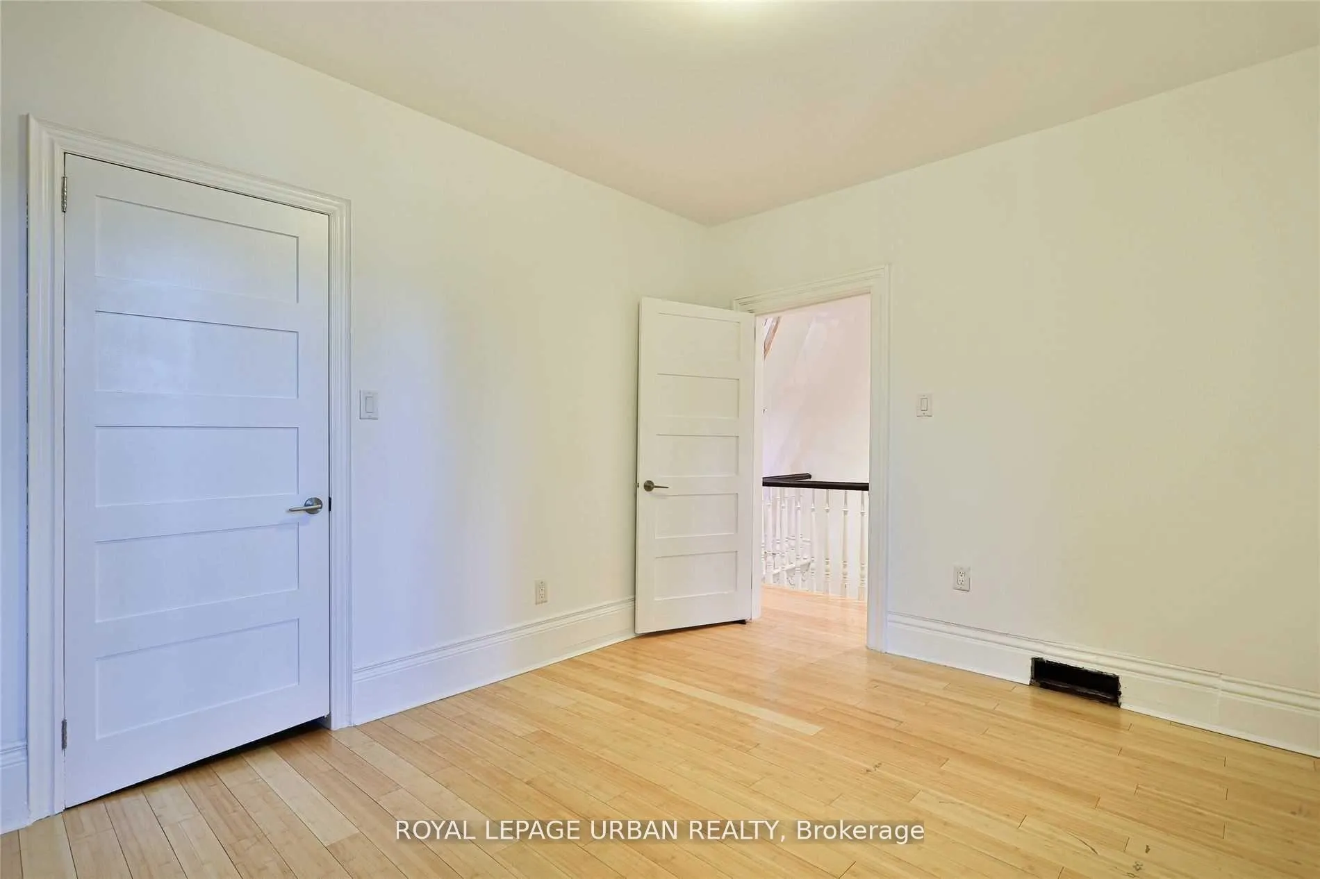 Photo 11 of 323 Ontario Street, Toronto, Moss Park — HOMEH