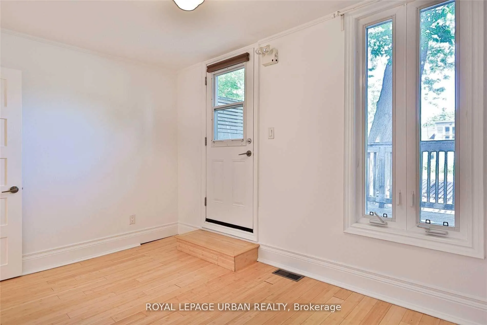 Photo 22 of 323 Ontario Street, Toronto, Moss Park — HOMEH