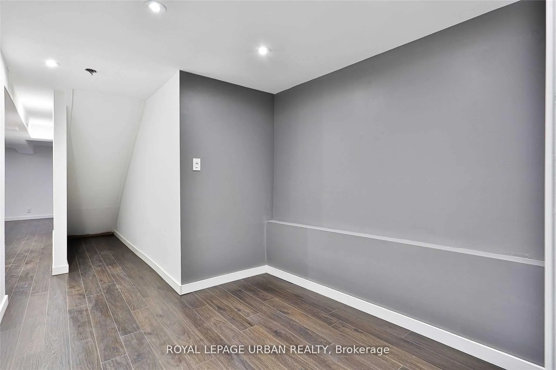 Photo 27 of 323 Ontario Street, Toronto, Moss Park — HOMEH