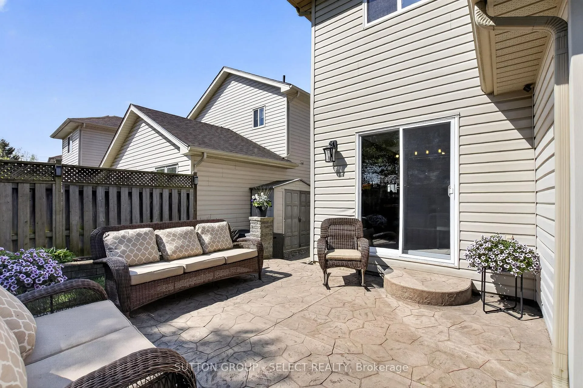 Photo 41 of 254 Crimson Crescent, London, East P — HOMEH