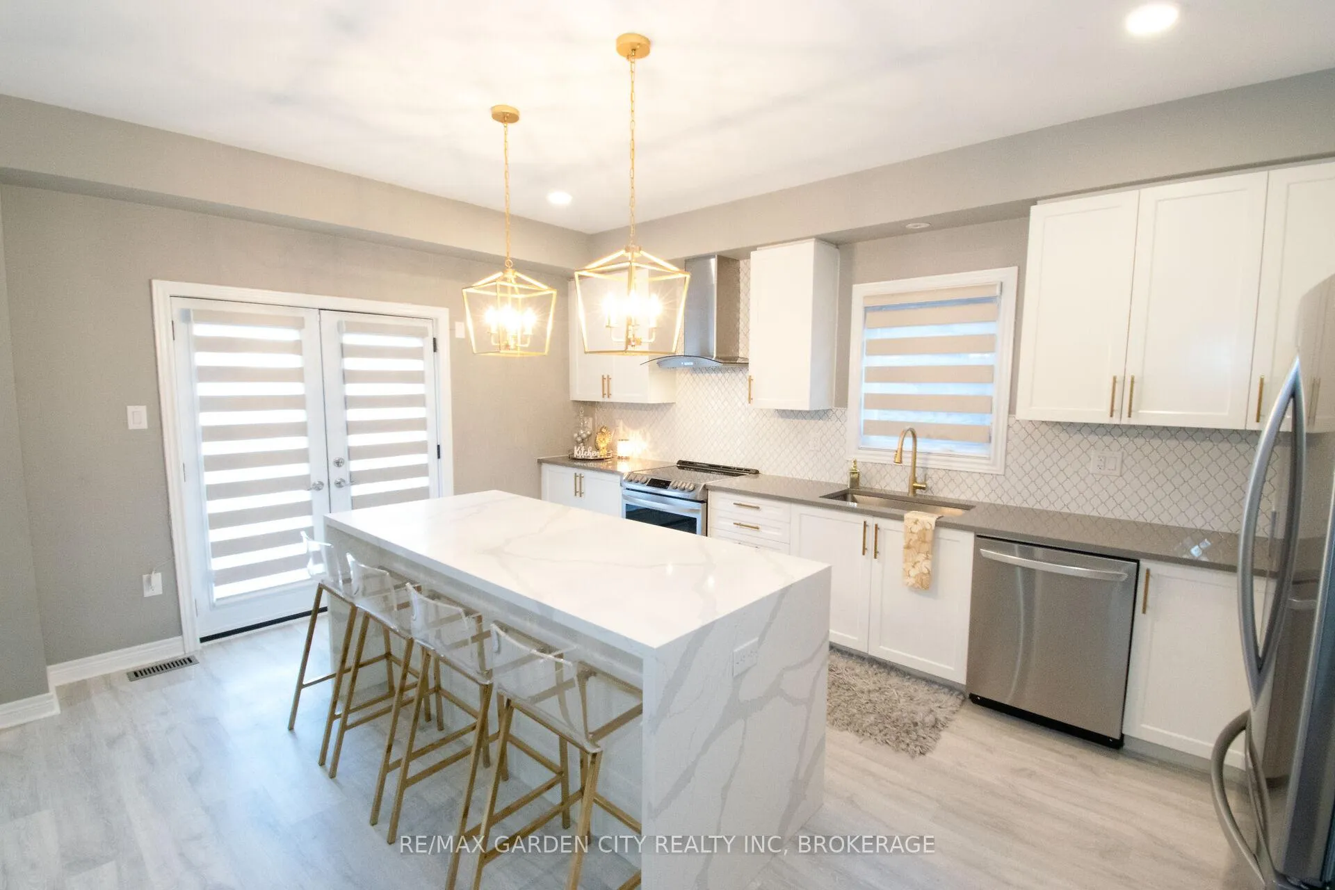 Photo 10 of 229 Shoreview Drive, Welland, Hwy 406/Welland — HOMEH