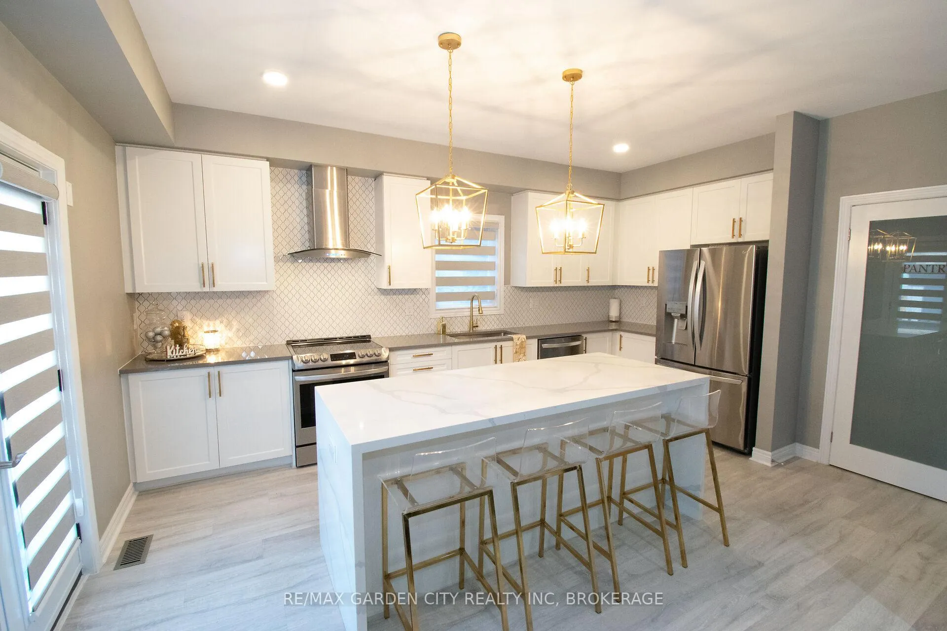 Photo 11 of 229 Shoreview Drive, Welland, Hwy 406/Welland — HOMEH