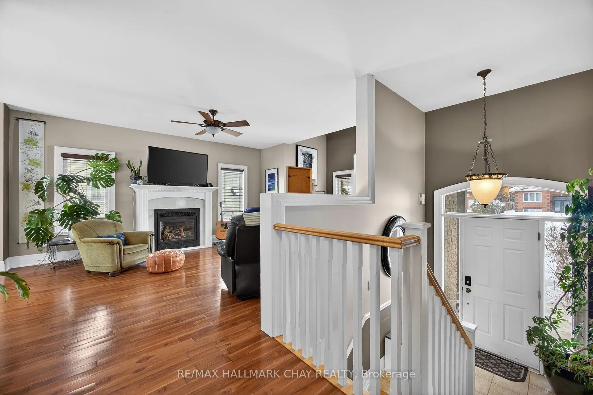 Photo 11 of 75 62nd Street S, Wasaga Beach — HOMEH