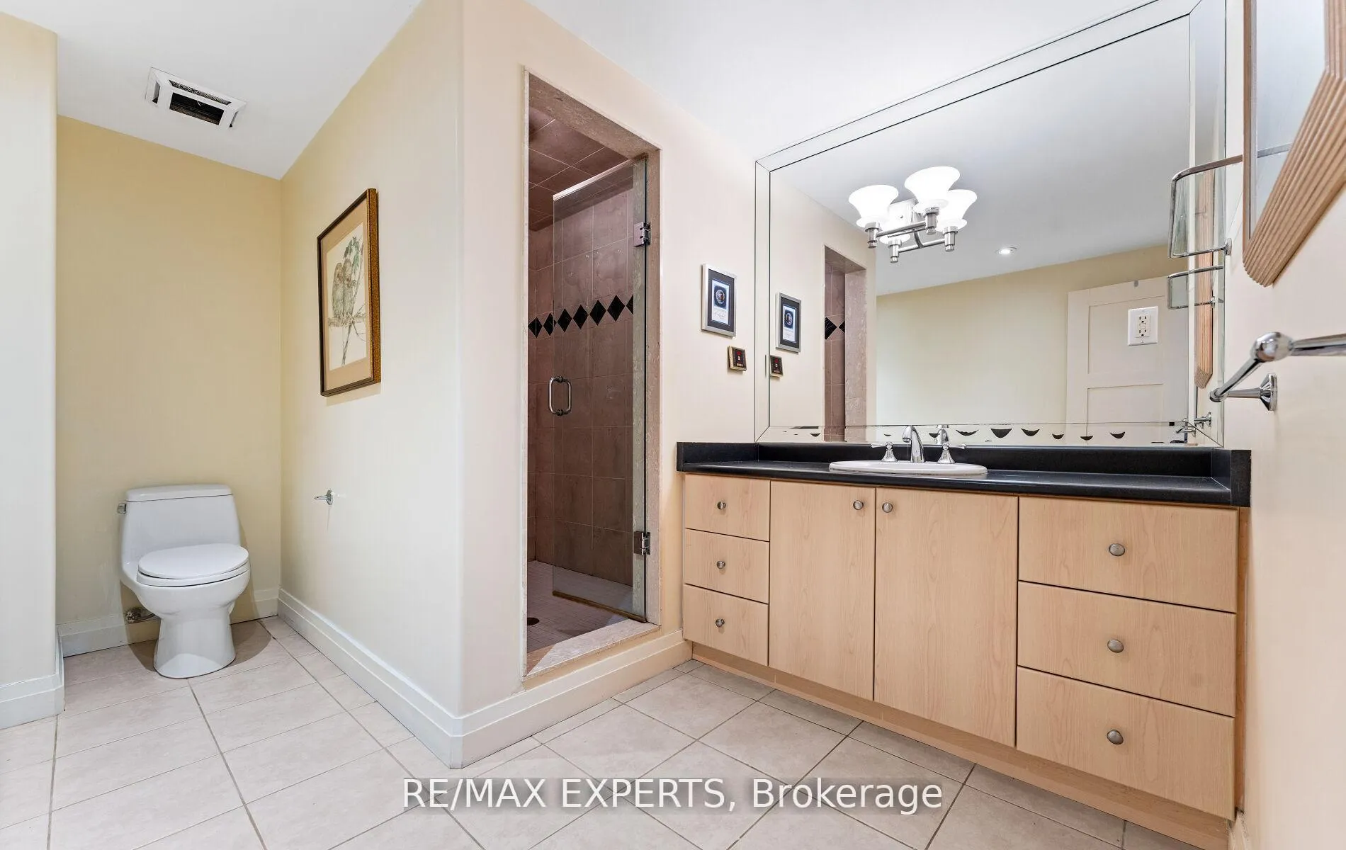 Photo 38 of 120 Riverside Drive, Vaughan, East Woodbridge — HOMEH
