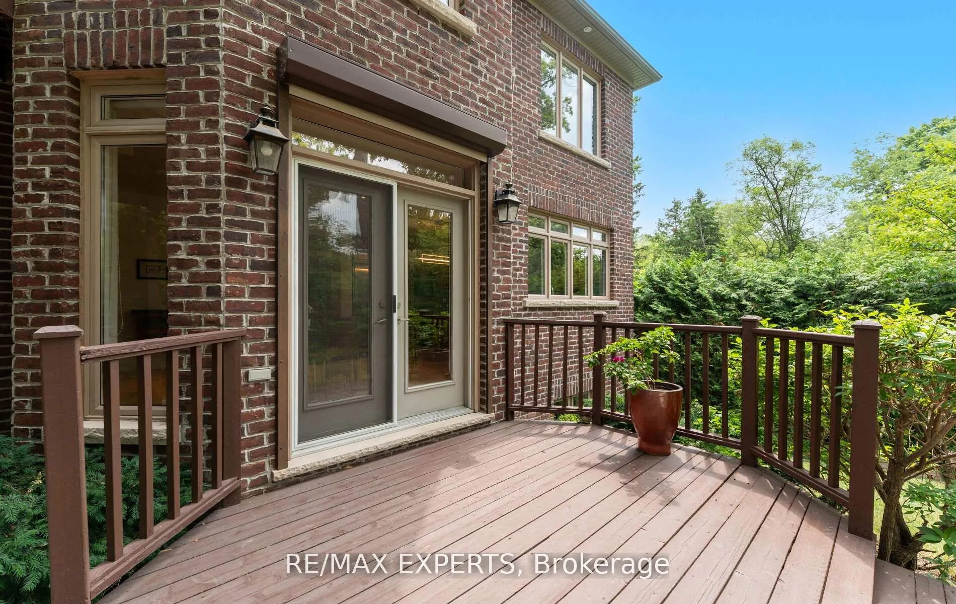 Photo 39 of 120 Riverside Drive, Vaughan, East Woodbridge — HOMEH