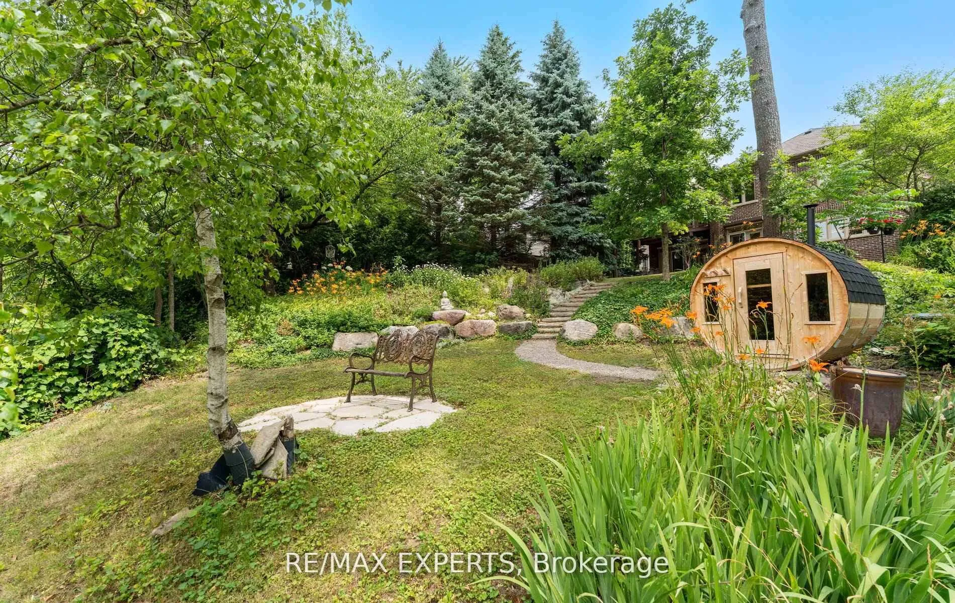 Photo 45 of 120 Riverside Drive, Vaughan, East Woodbridge — HOMEH