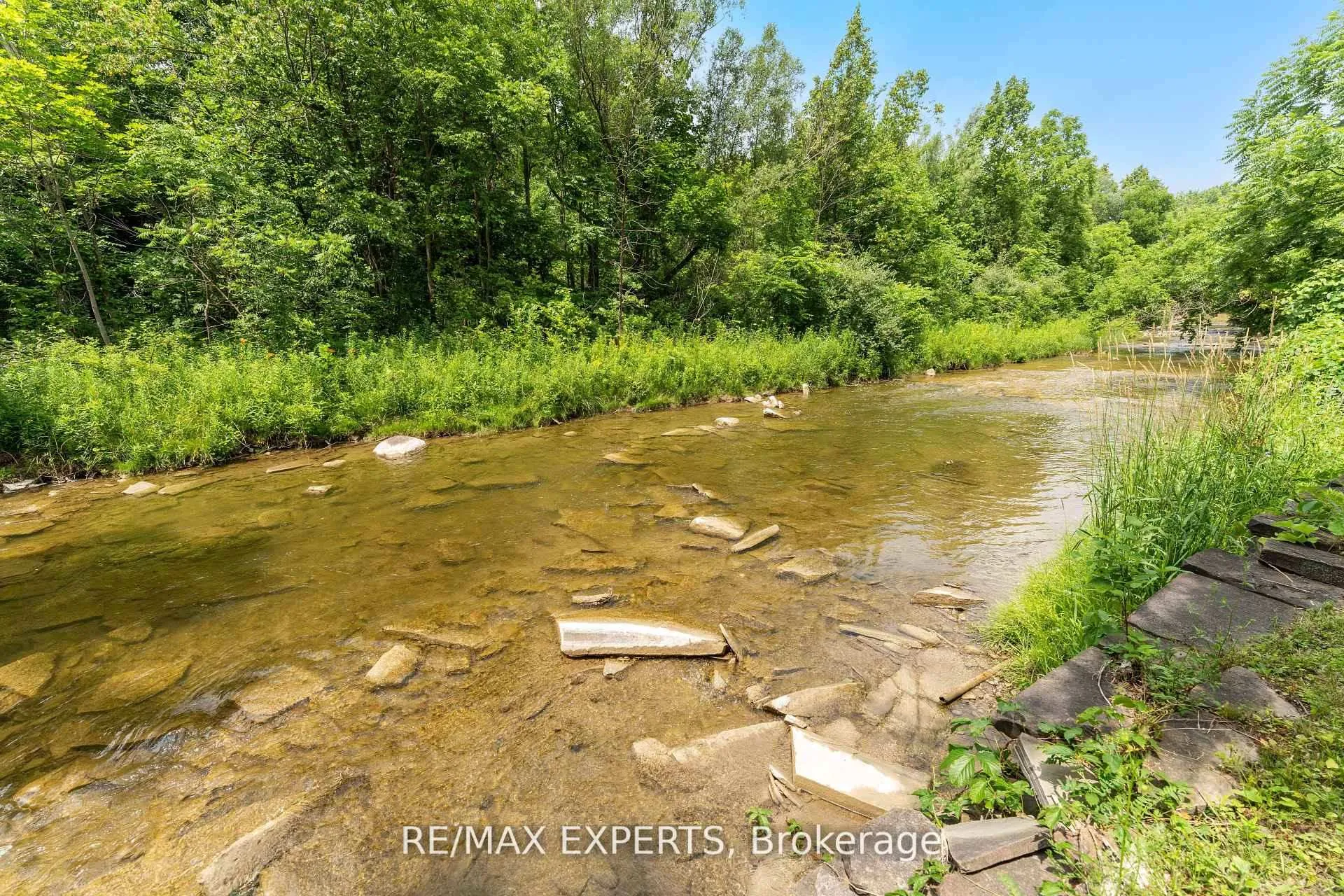 Photo 46 of 120 Riverside Drive, Vaughan, East Woodbridge — HOMEH