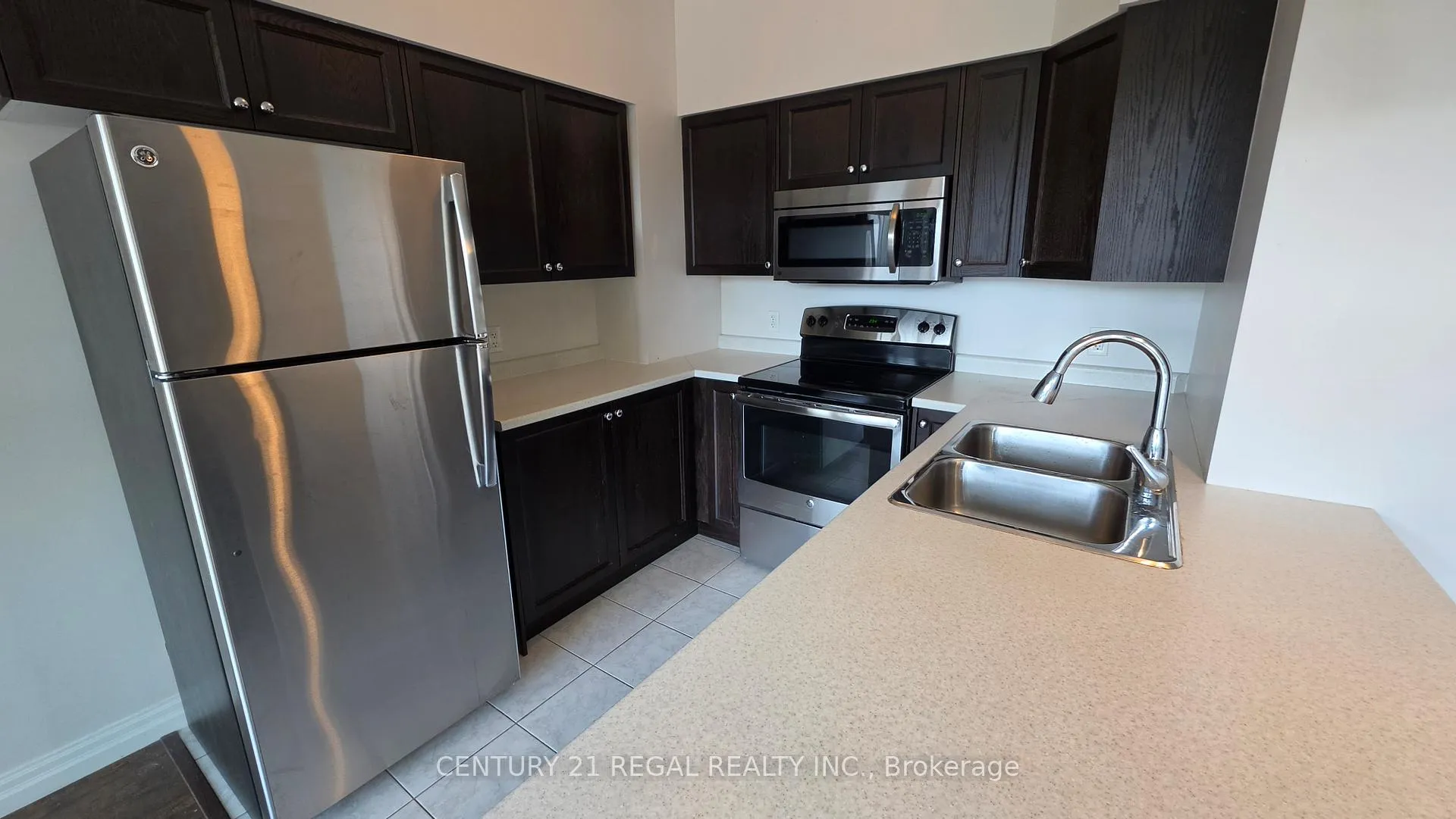 Photo 20 of Unit 414, 112 King Street E, Hamilton, Beasley — HOMEH