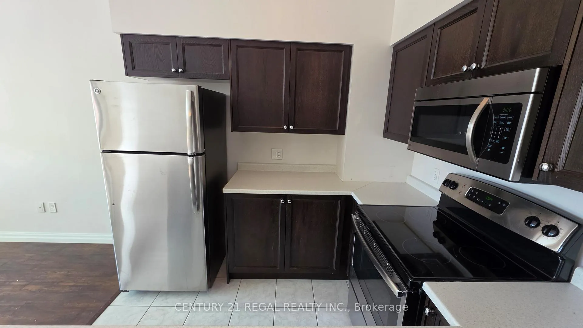 Photo 24 of Unit 414, 112 King Street E, Hamilton, Beasley — HOMEH