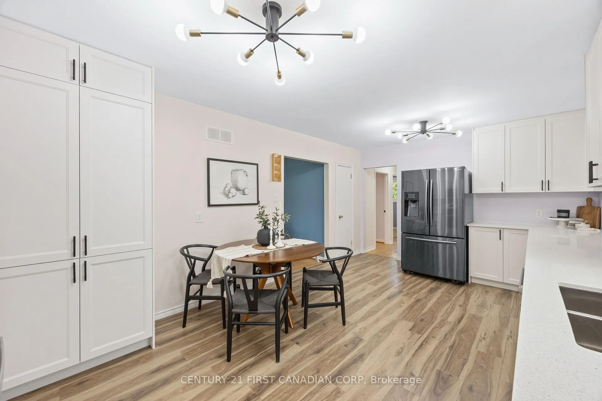 Photo 14 of 8 Kenwood Crescent, London, East C — HOMEH