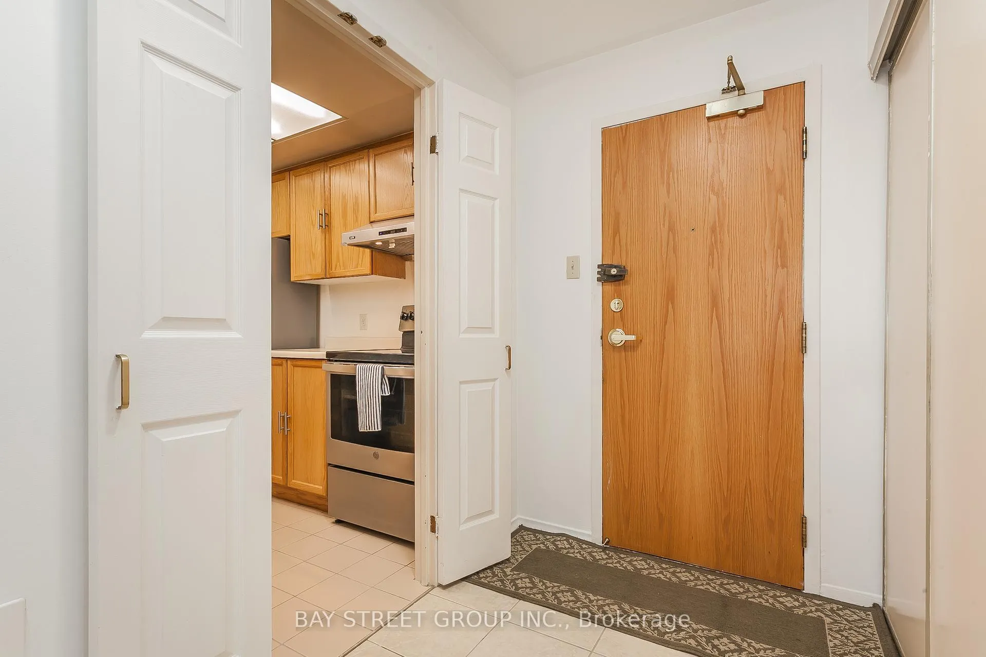 Photo 4 of Unit 717, 2 Raymerville Drive, Markham, Raymerville — HOMEH