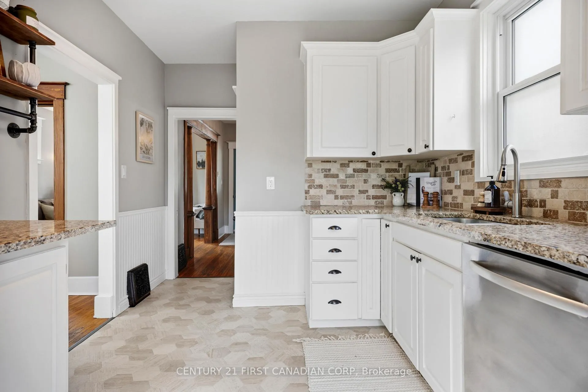 Photo 12 of 170 Wilson Avenue, St. Thomas — HOMEH