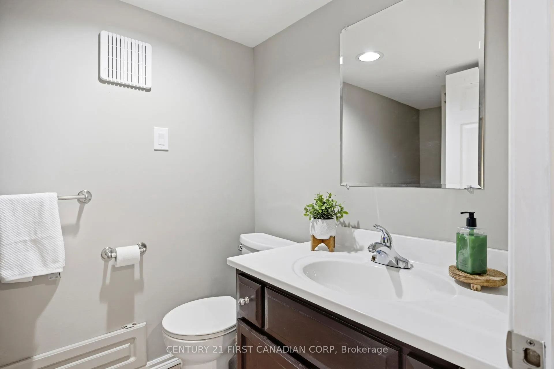 Photo 27 of 170 Wilson Avenue, St. Thomas — HOMEH