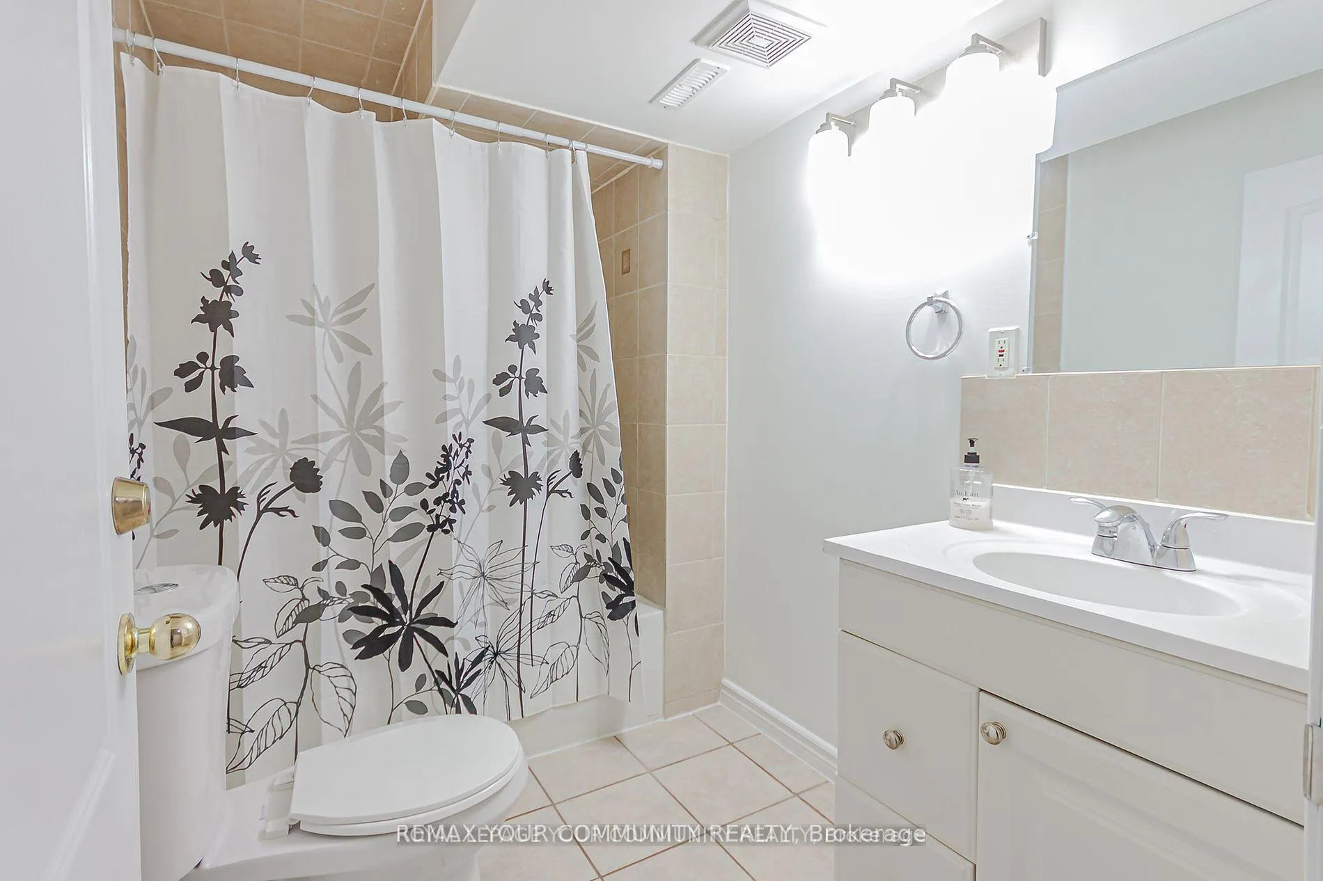Photo 18 of Unit Basement, 6 Round Hill Court S, Markham, Box Grove — HOMEH