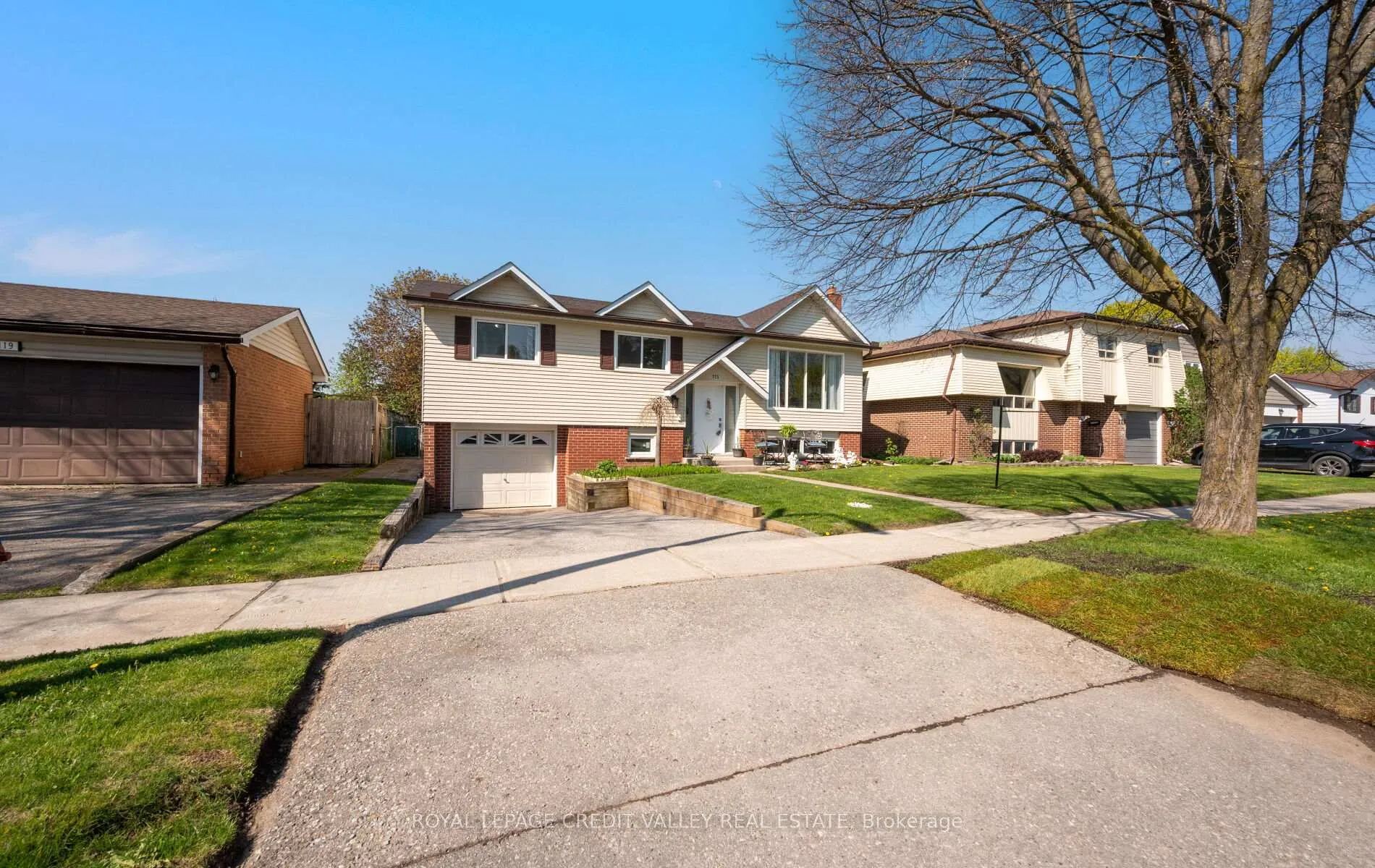 Photo 1 of 115 Morgandale Crescent, Orangeville — HOMEH