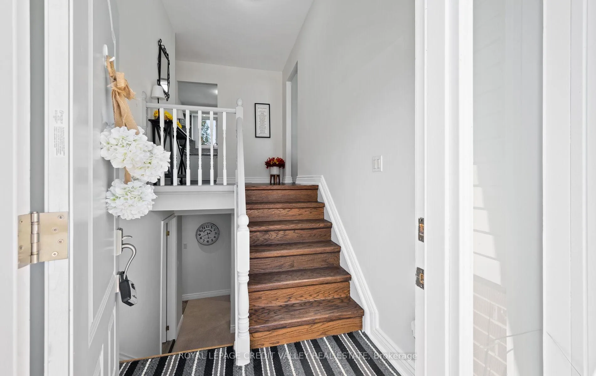 Photo 5 of 115 Morgandale Crescent, Orangeville — HOMEH