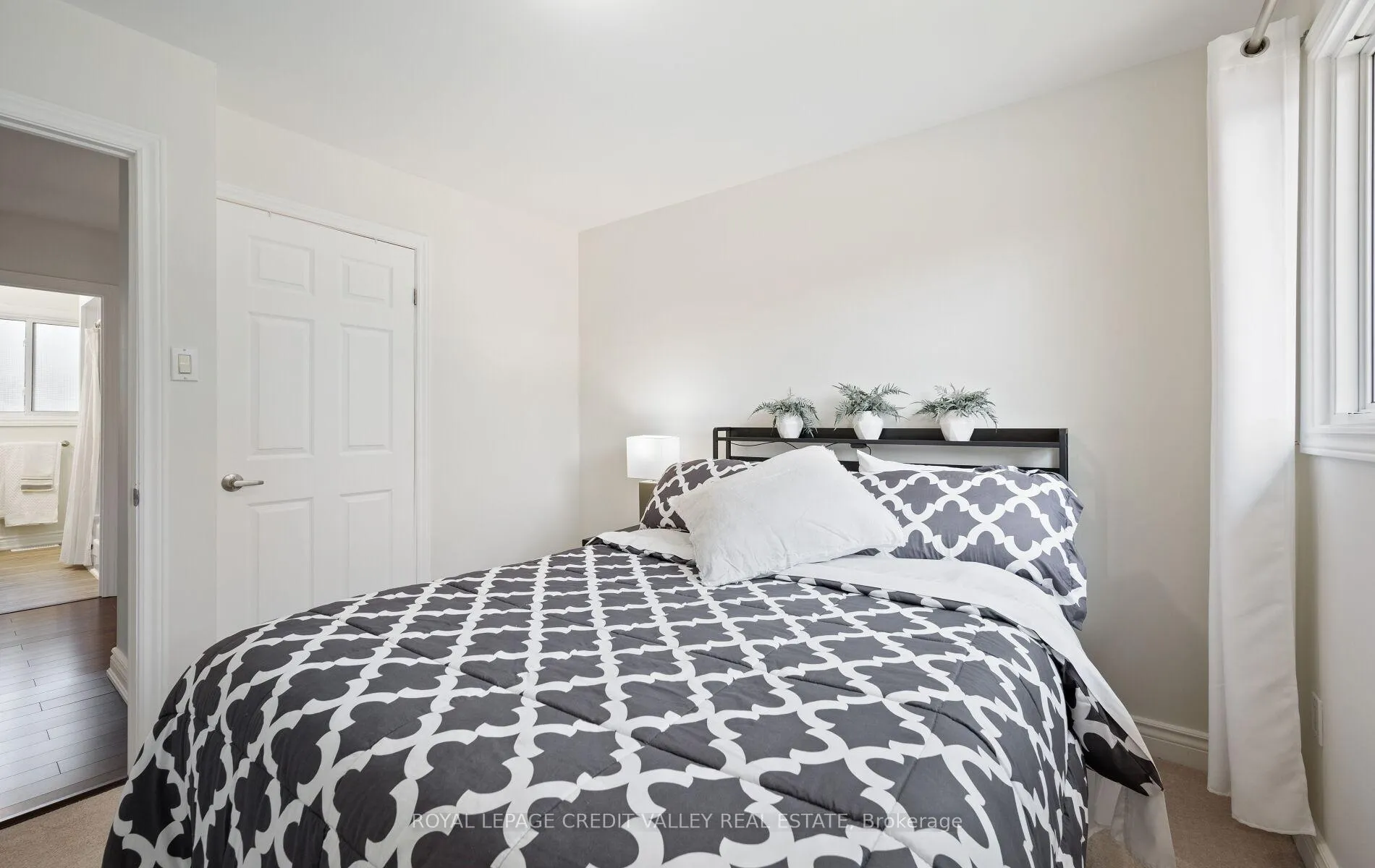 Photo 23 of 115 Morgandale Crescent, Orangeville — HOMEH