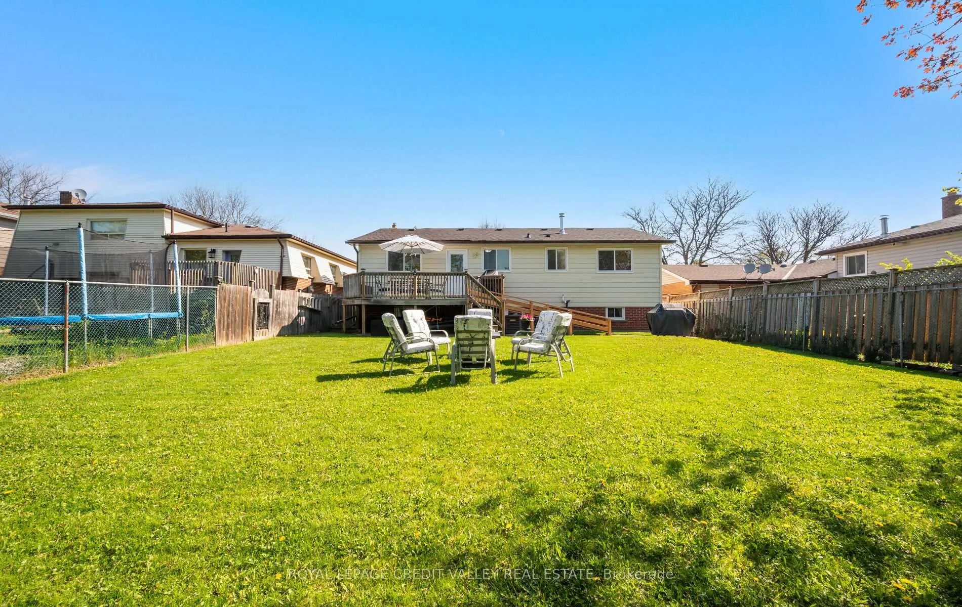 Photo 46 of 115 Morgandale Crescent, Orangeville — HOMEH
