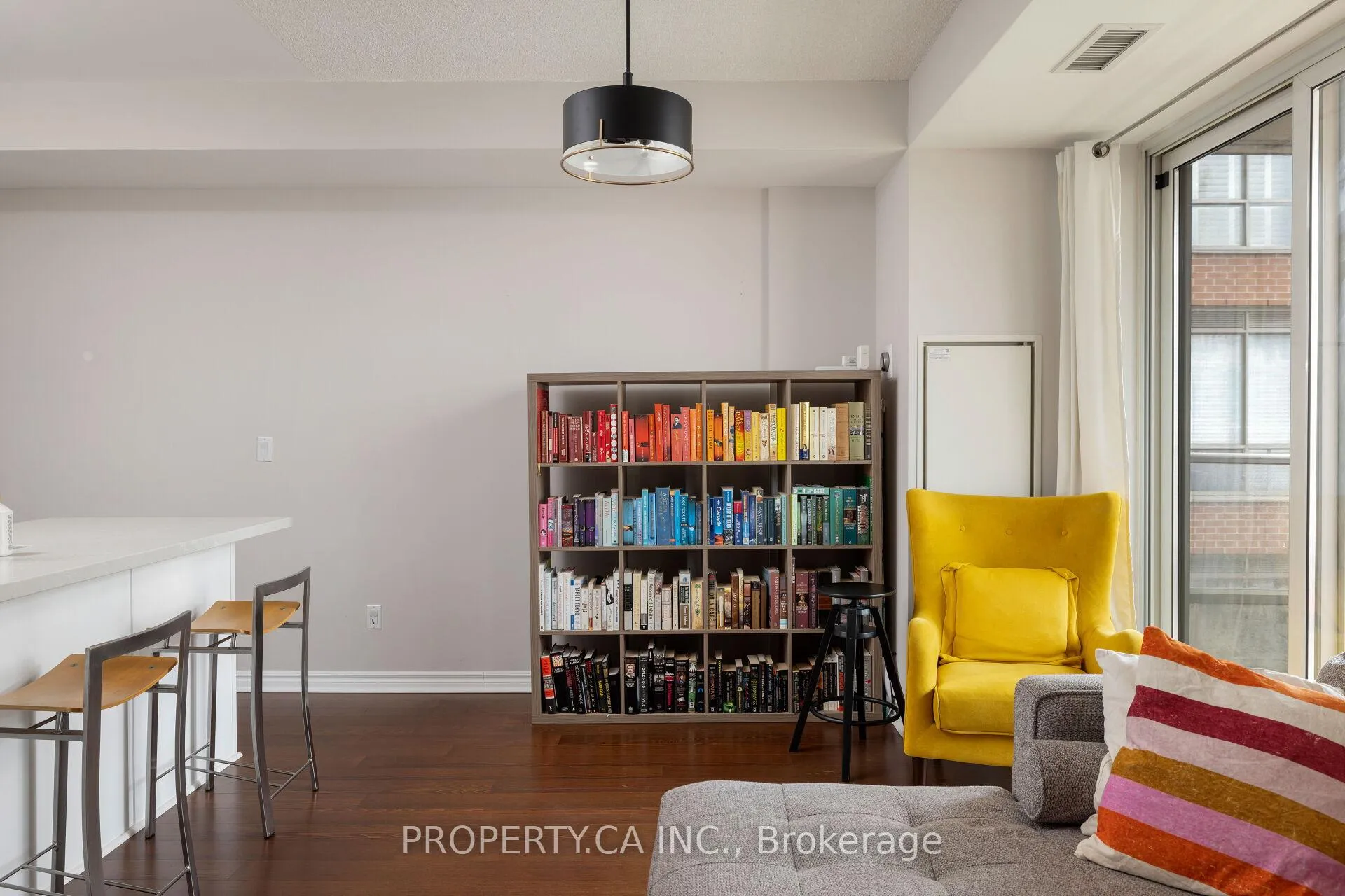 Photo 5 of Unit 614, 168 King Street E, Toronto, Moss Park — HOMEH