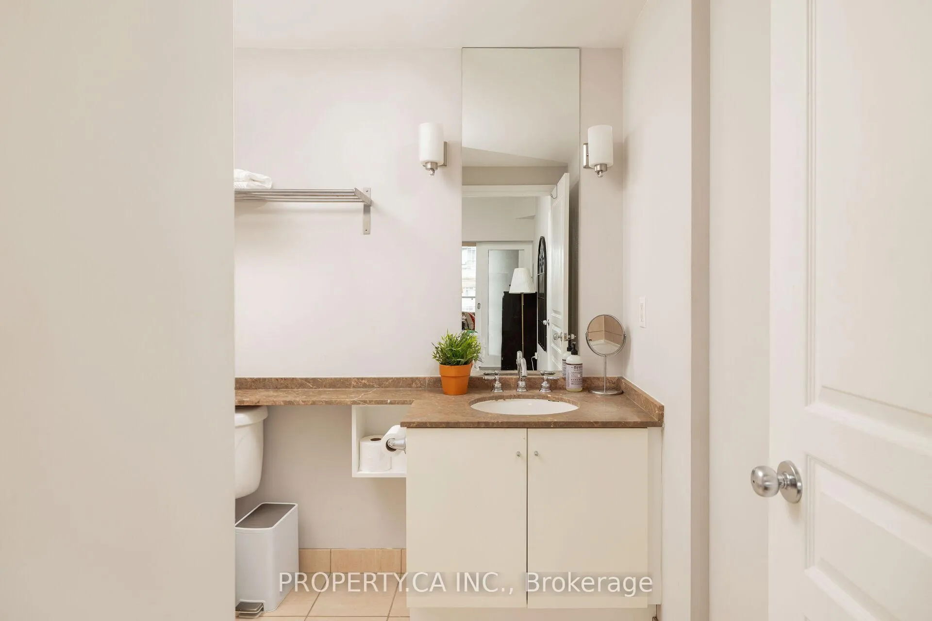 Photo 17 of Unit 614, 168 King Street E, Toronto, Moss Park — HOMEH