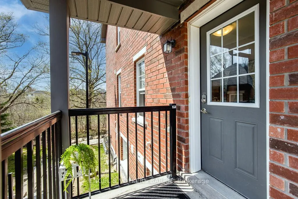 Photo 3 of Unit 16, 242 Penetanguishene Road, Barrie, Georgian Drive — HOMEH