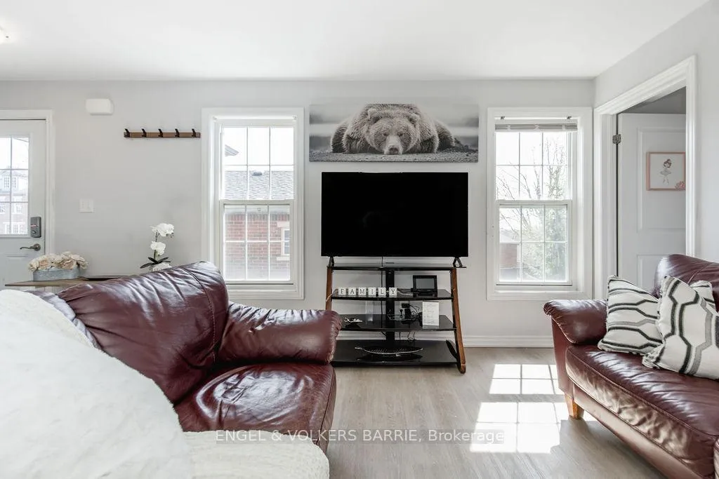 Photo 7 of Unit 16, 242 Penetanguishene Road, Barrie, Georgian Drive — HOMEH
