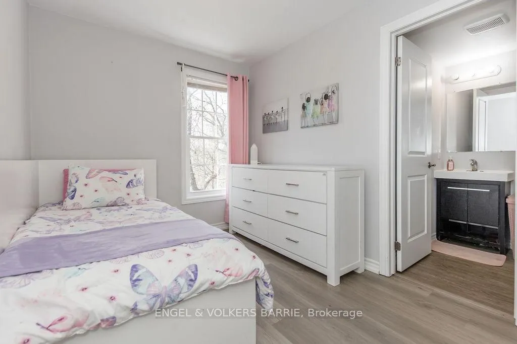 Photo 13 of Unit 16, 242 Penetanguishene Road, Barrie, Georgian Drive — HOMEH