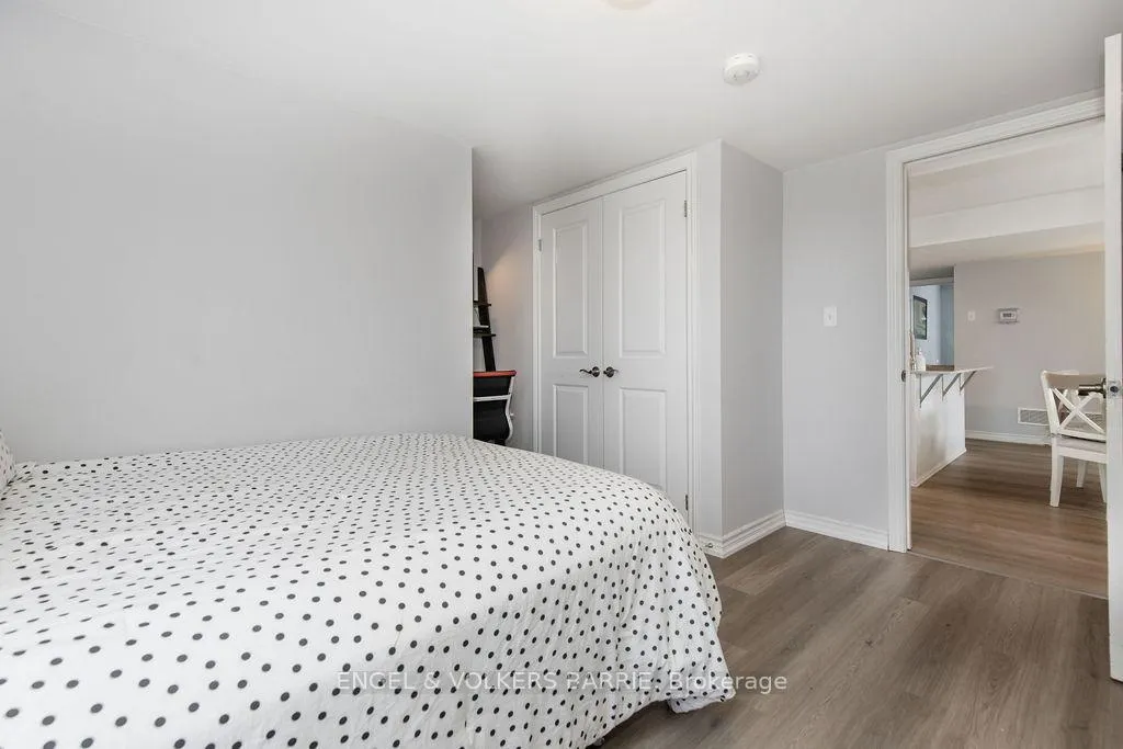 Photo 17 of Unit 16, 242 Penetanguishene Road, Barrie, Georgian Drive — HOMEH