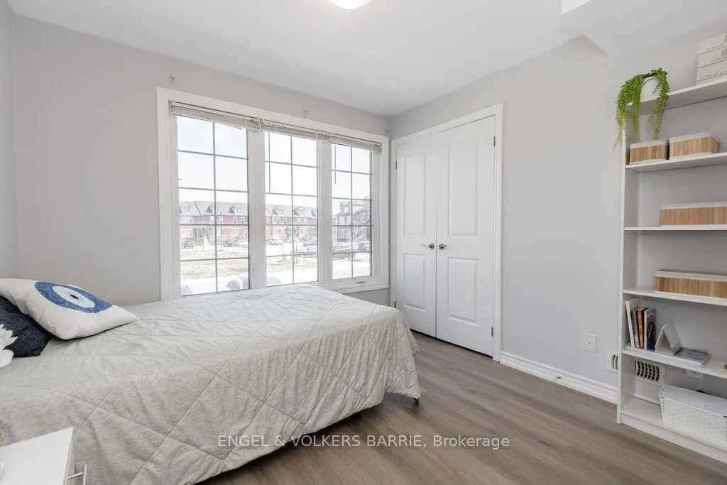 Photo 20 of Unit 16, 242 Penetanguishene Road, Barrie, Georgian Drive — HOMEH