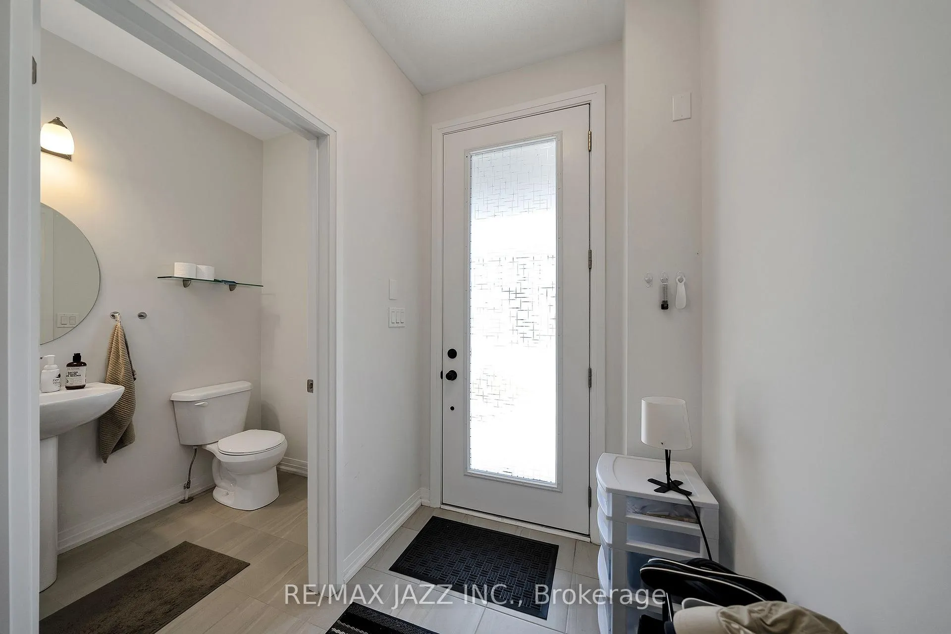 Photo 5 of 16 Klein Way, Whitby, Taunton North — HOMEH