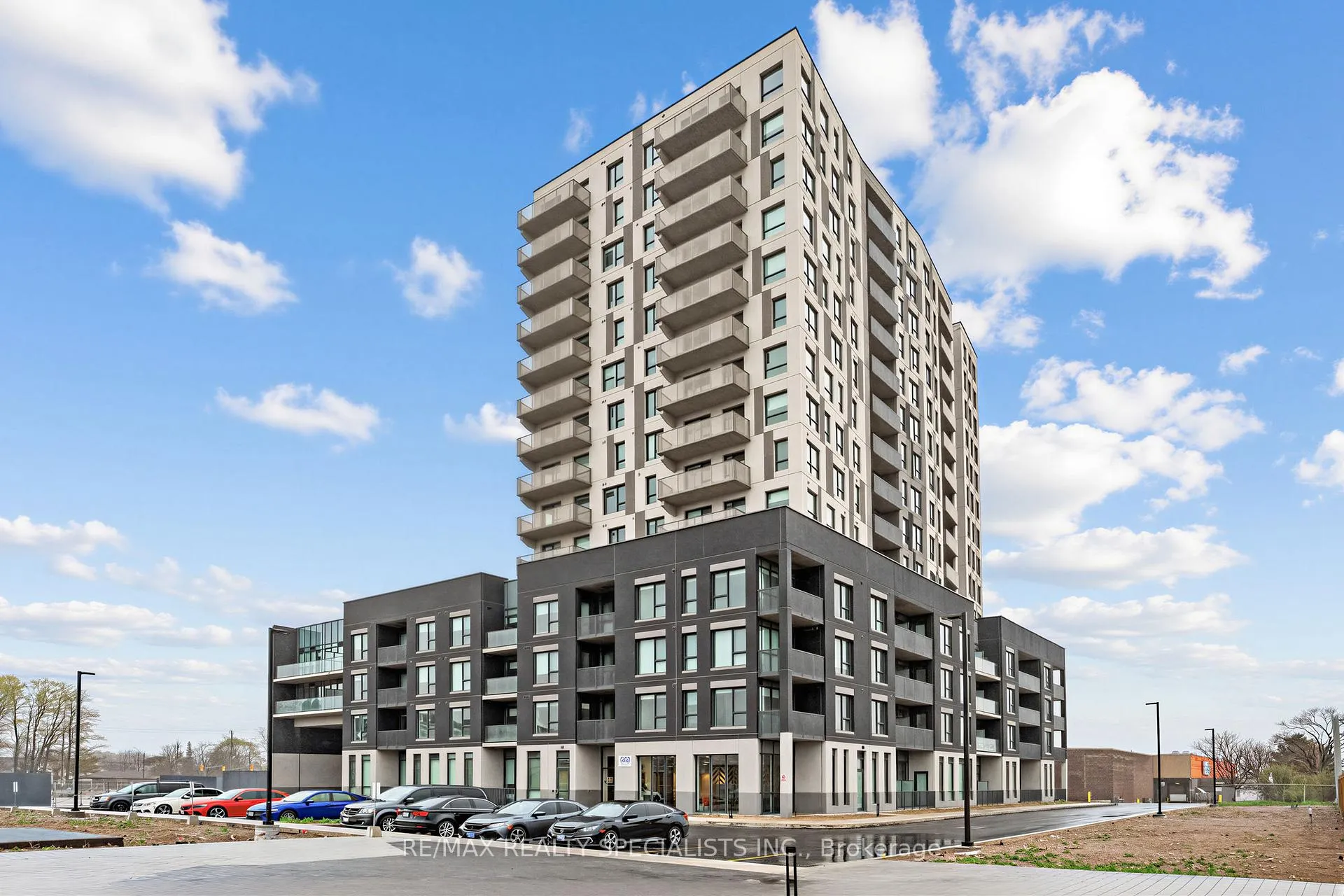 Photo 1 of Unit 1210, 1333 Weber Street E, Kitchener — HOMEH