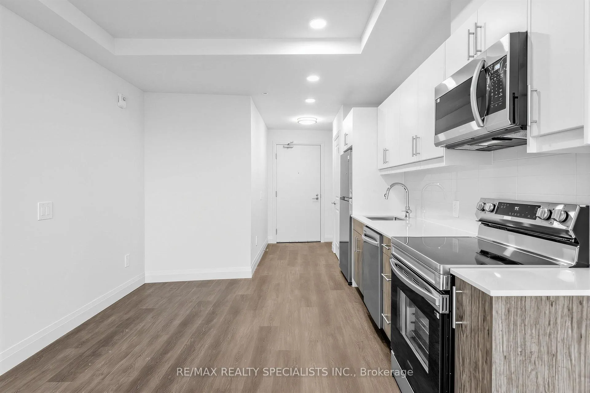 Photo 11 of Unit 1210, 1333 Weber Street E, Kitchener — HOMEH