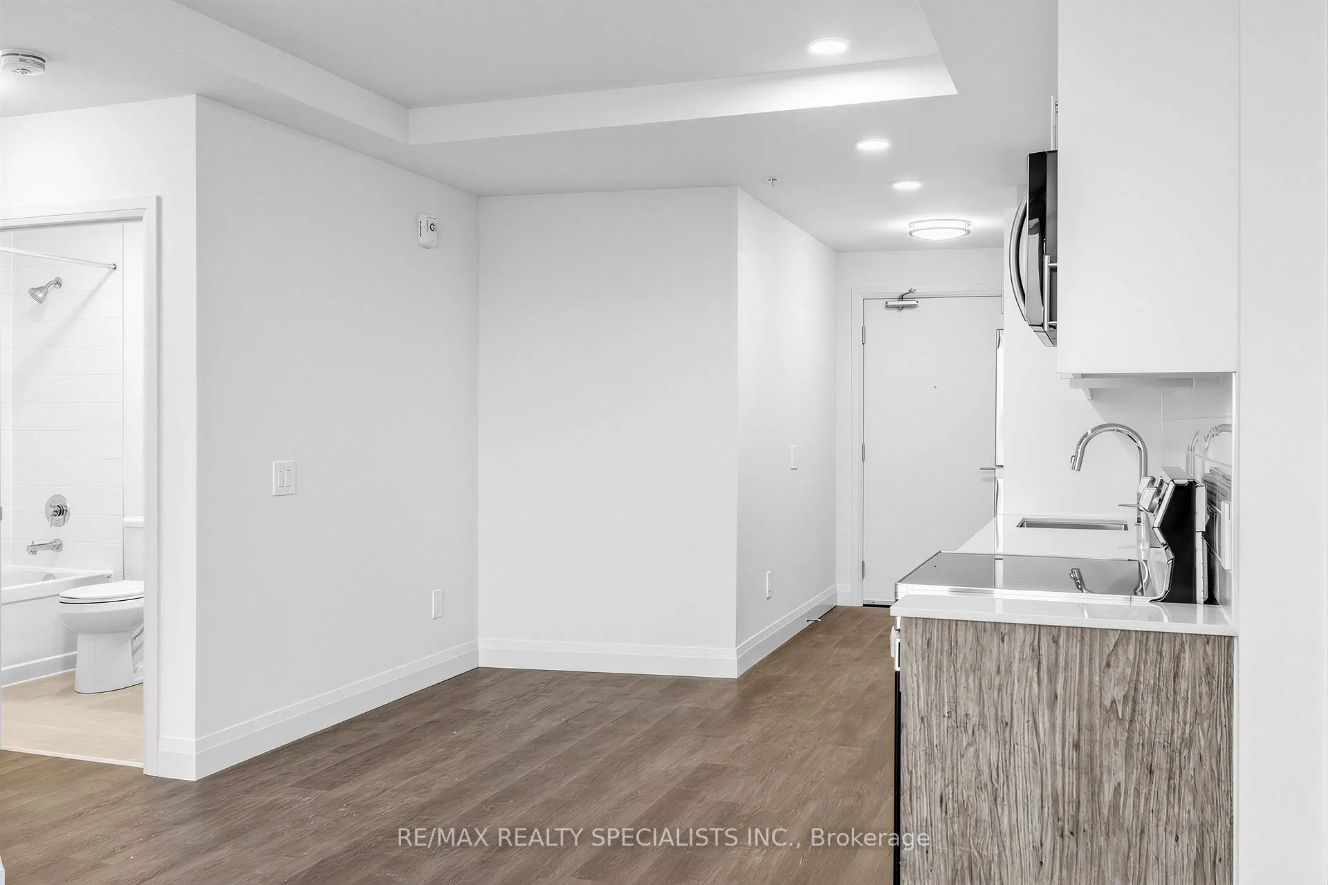 Photo 12 of Unit 1210, 1333 Weber Street E, Kitchener — HOMEH