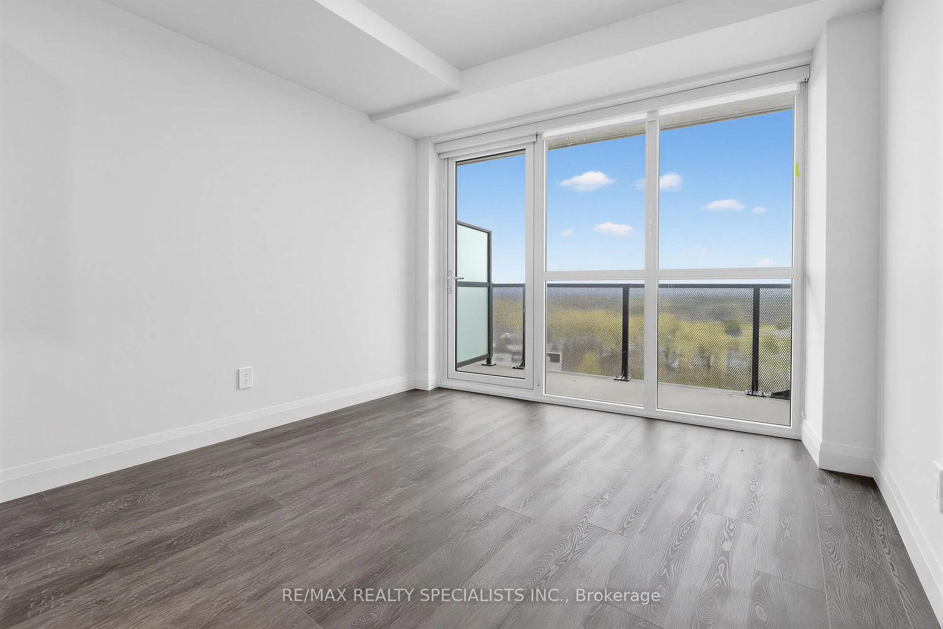 Photo 15 of Unit 1210, 1333 Weber Street E, Kitchener — HOMEH