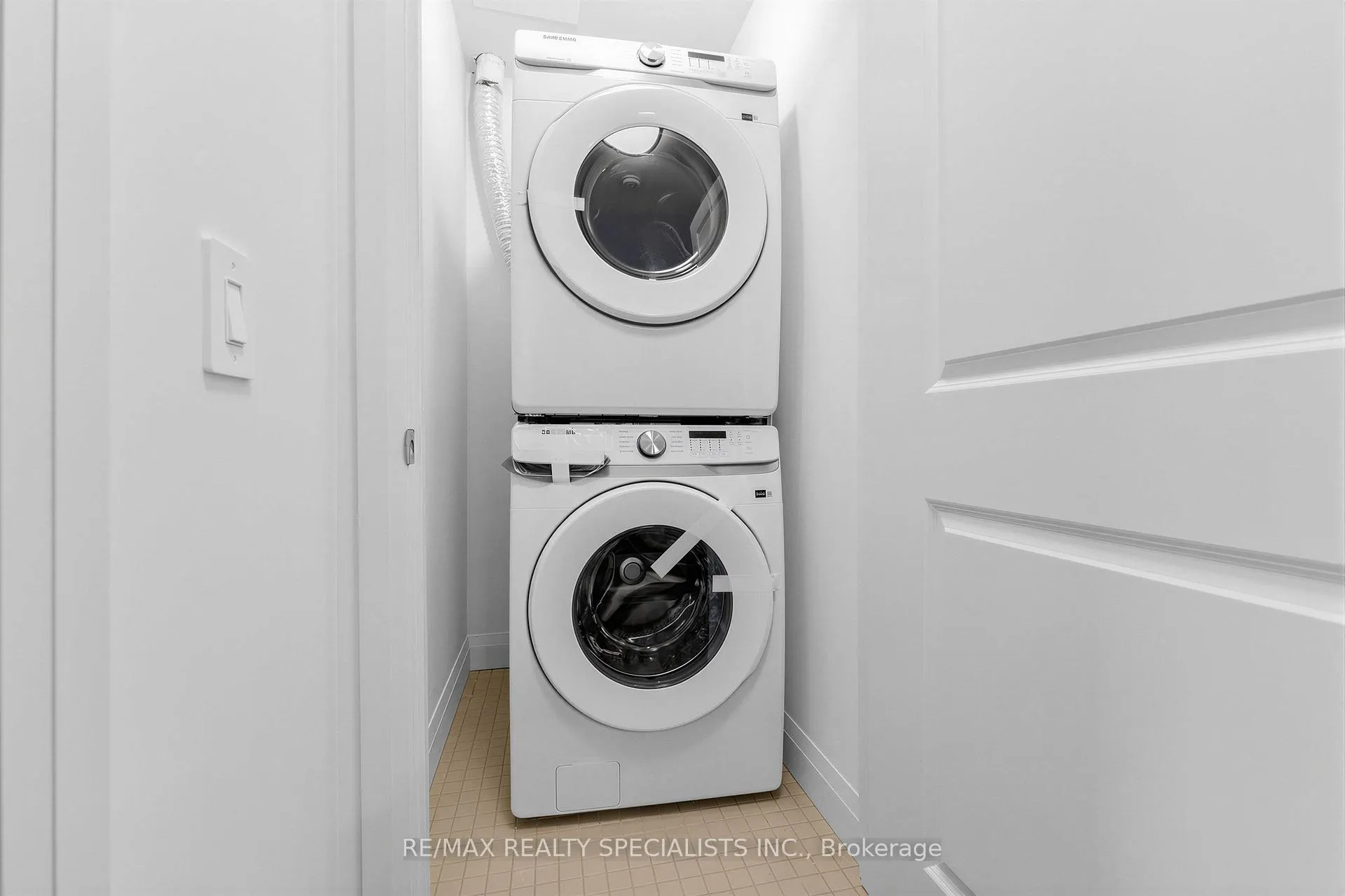 Photo 25 of Unit 1210, 1333 Weber Street E, Kitchener — HOMEH