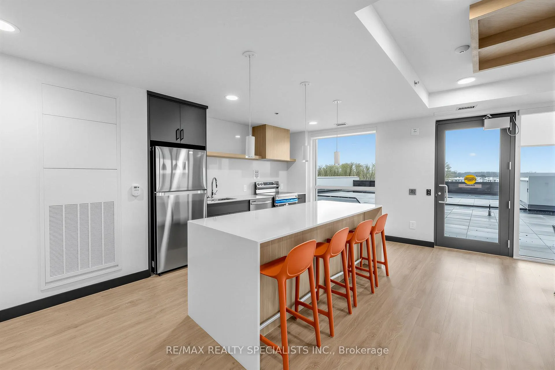 Photo 33 of Unit 1210, 1333 Weber Street E, Kitchener — HOMEH