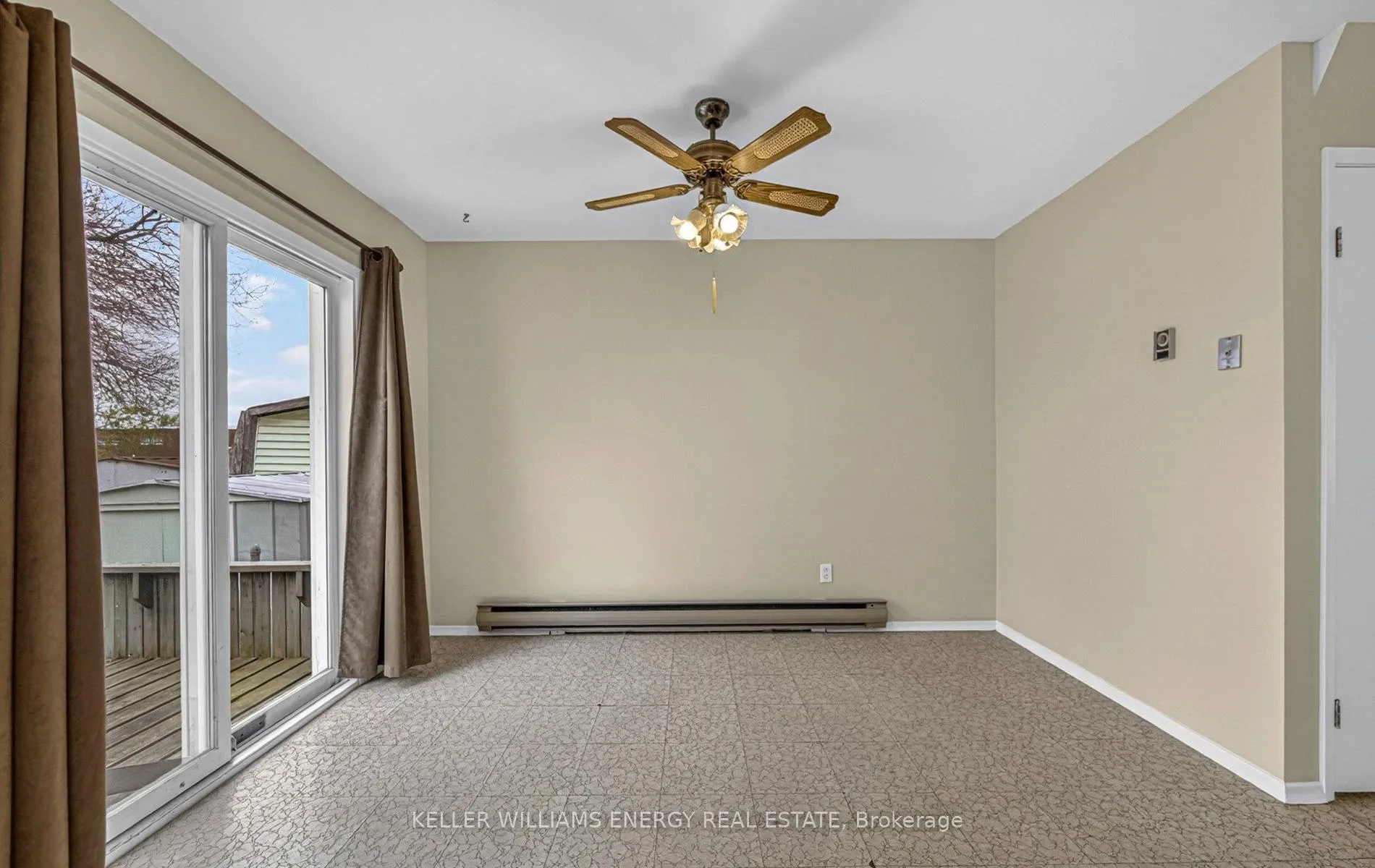 Photo 14 of 251 Kinmount Crescent, Oshawa, Lakeview — HOMEH