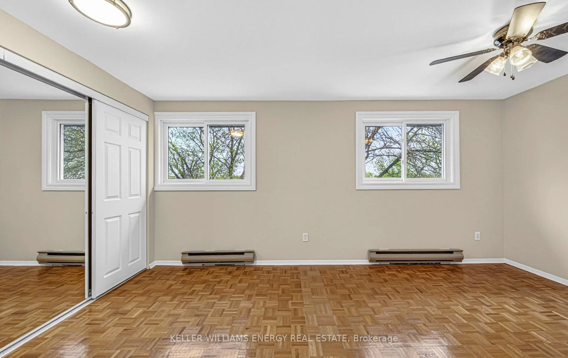 Photo 18 of 251 Kinmount Crescent, Oshawa, Lakeview — HOMEH