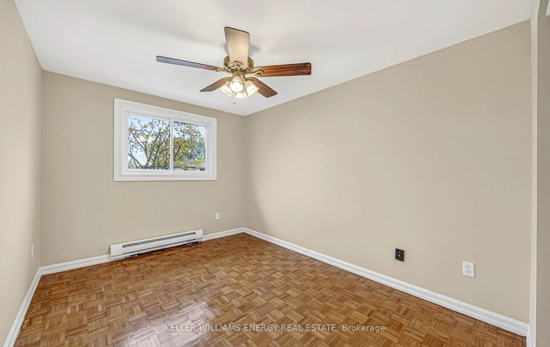 Photo 23 of 251 Kinmount Crescent, Oshawa, Lakeview — HOMEH