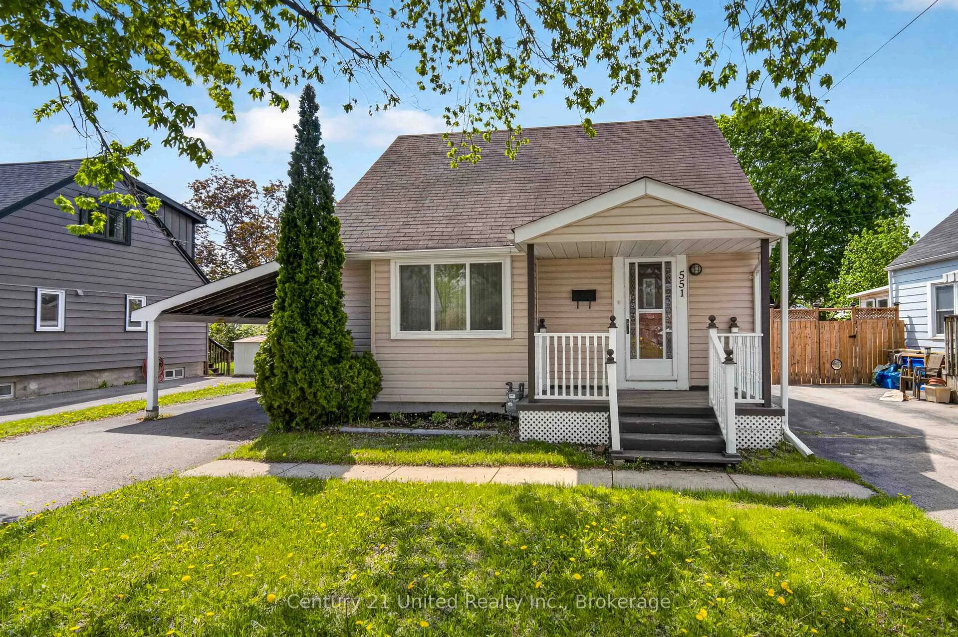 Photo 1 of 551 Rose Avenue, Peterborough, Otonabee Ward 1 — HOMEH